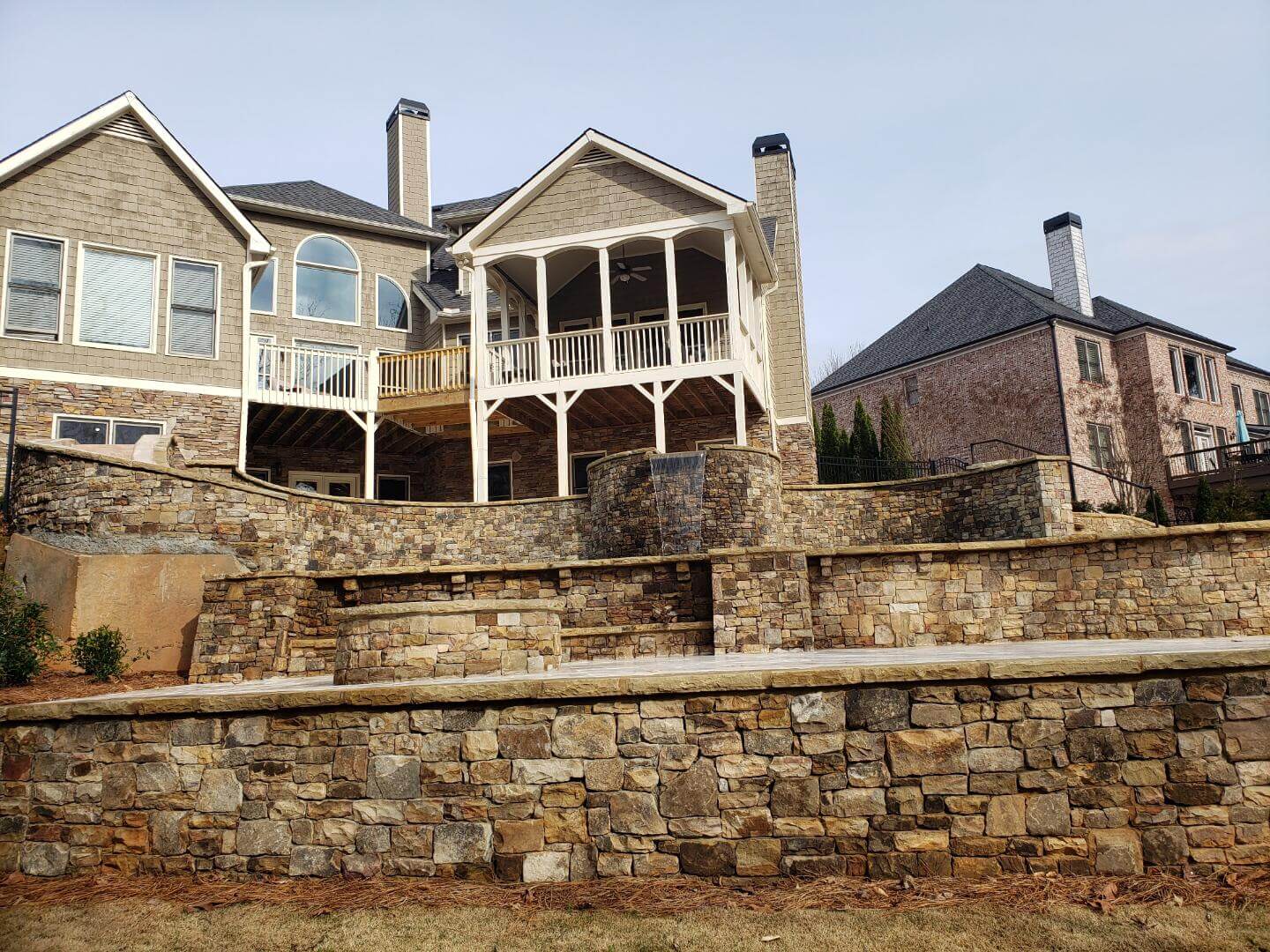 custom swimming pool builders